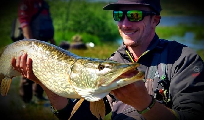 un brochet pêché pendant la formation BPJEPS pêche de loisirs